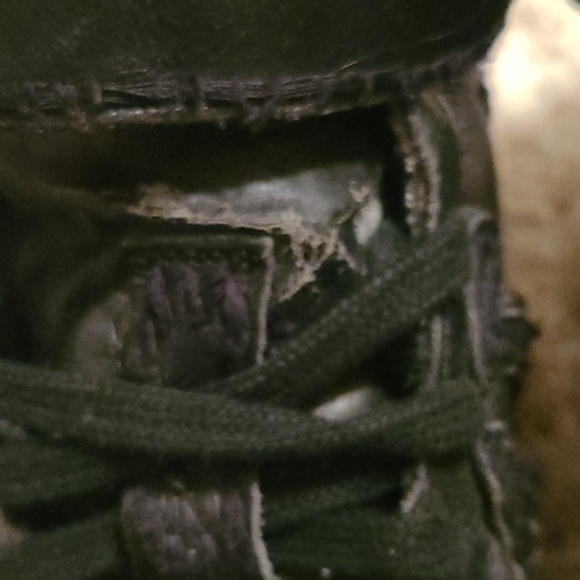 True Religion Hightop shoes - Picture 6 of 7